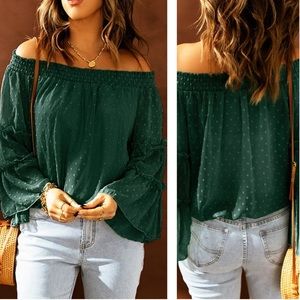 Entro NWT Emerald Green Swiss Dot Bell Sleeve Off The Shoulder Blouse Size Small